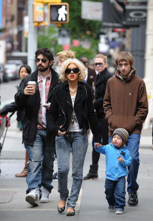 Christina Aguilera, jeans, flats, sunglasses, black jacket, Jordan Bratman, jeans, athletic shoes, flannel shirt, sunglasses, Max Bratman, blue sweatshirt, knit hat